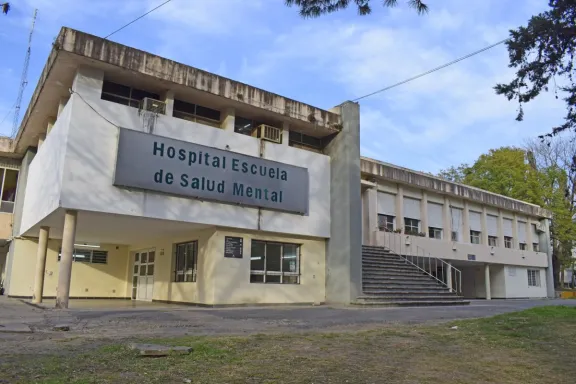 Iniciaron un sumario a un empleado del Hospital de Salud Mental por ausentarse del trabajo durante casi 26 años.