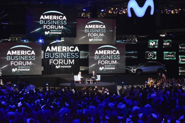 Milei se va a Miami para el America Business Forum mientras realiza cambios en su Gabinete.